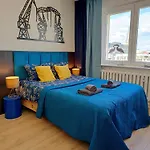 Apartment Good Night In *